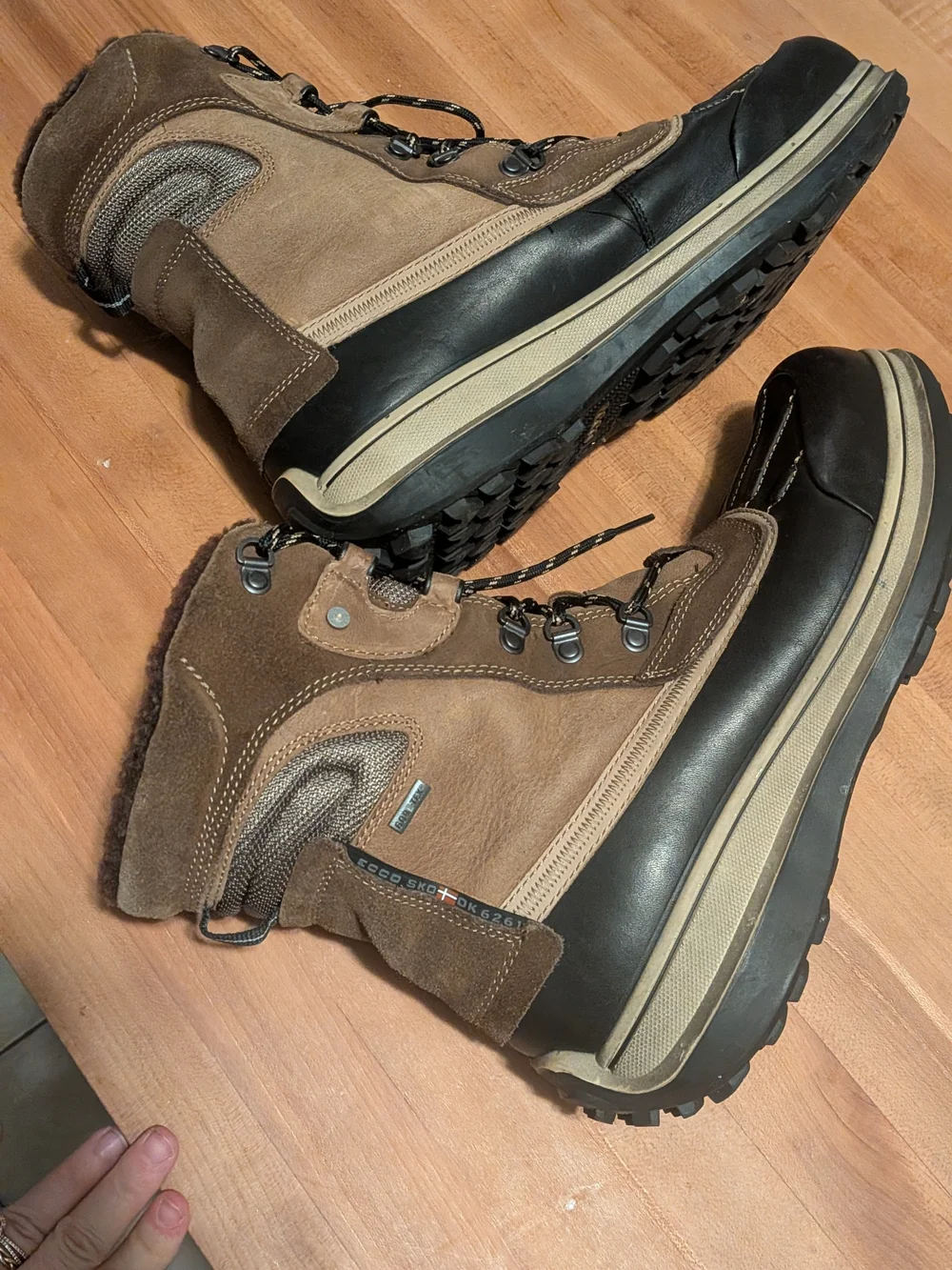 Men’s ECCO Gore-Tex Winter Boots Size 44 Brown Leather Waterproof Thermal